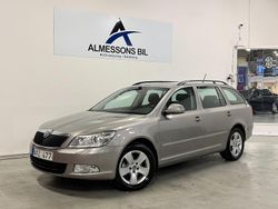 Ljusbrun Begagnad 2011 Skoda Octavia Elegance Kombi | 49 900 kr (Bra pris)