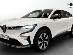Vit Begagnad 2024 Renault Mégane Evolution Halvkombi | 319 800 kr (Marknadspris)
