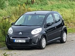 Svart Begagnad 2013 Citroën C1 Halvkombi | 35 000 kr (Bra pris)