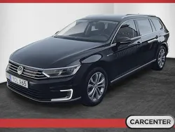 Svart Begagnad 2016 VW Passat GTE Kombi | 149 500 kr (Marknadspris)