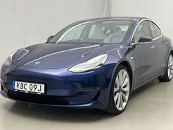 Blå Begagnad 2019 Tesla Model 3 Performance Sedan | 260 000 kr (Superpris)