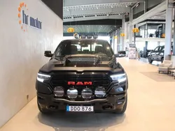 Svart Begagnad 2023 RAM 1500 Pickup | 1 029 000 kr