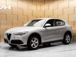 Grå Begagnad 2017 Alfa Romeo Stelvio Super SUV | 189 900 kr (Bra pris)