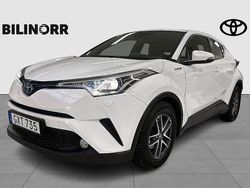 Vit Begagnad 2017 Toyota C-HR Active SUV | 179 900 kr (Marknadspris)
