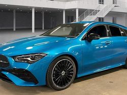 Blå (hyperblue metallic) Begagnad 2024 Mercedes CLA200 AMG Kombi | 379 000 kr (Lite dyr)