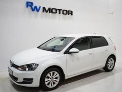 Vit Begagnad 2016 VW Golf VII Halvkombi | 89 800 kr (Bra pris)