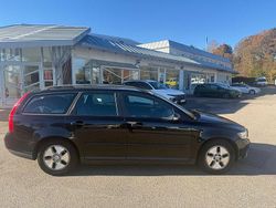 Svart Begagnad 2008 Volvo V50 Kinetic Kombi | 35 900 kr (Bra pris)