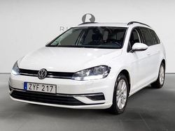 Vit Begagnad 2018 VW Golf VII Kombi | 134 900 kr (Marknadspris)