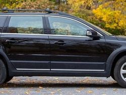 Svart Begagnad 2016 Volvo XC70 Standard Kombi | 255 000 kr (Marknadspris)