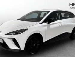 Vit (white) Begagnad 2023 MG MG4 EV Halvkombi | 254 900 kr (Marknadspris)