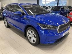 Blå (energy blue) Begagnad 2022 Skoda Enyaq iV SUV | 359 000 kr (Bra pris)