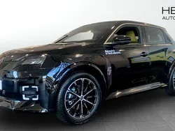 Svart (black) Ny 2025 Renault R5 Iconic Halvkombi | 425 700 kr