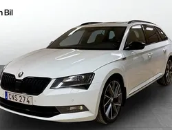 Vit Begagnad 2018 Skoda Superb Business Line Kombi | 259 900 kr (Lite dyr)