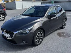 Brun Begagnad 2016 Mazda 2 Optimum Halvkombi | 97 800 kr (Superpris)