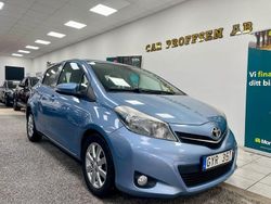 Ljusblå (blå) Begagnad 2013 Toyota Yaris Active Halvkombi | 64 900 kr (Marknadspris)