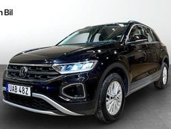 Svart Begagnad 2022 VW T-Roc SUV | 214 900 kr (Marknadspris)
