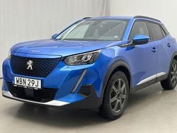Blå Begagnad 2022 Peugeot e-2008 Allure SUV | 196 000 kr (Marknadspris)