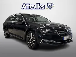 Svart Begagnad 2020 Skoda Superb Kombi | 269 900 kr (Bra pris)