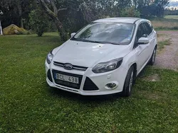 Vit Begagnad 2013 Ford Focus Titanium Kombi | 54 500 kr (Marknadspris)