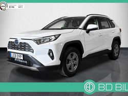 Vit Begagnad 2022 Toyota RAV4 Active SUV | 344 900 kr