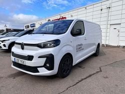 Vit Ny 2024 Citroën e-Jumpy Business Class Minibuss | 499 875 kr (Dyr)