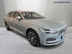 Grå Begagnad 2023 Volvo V90 Core Kombi | 474 500 kr (Lite dyr)