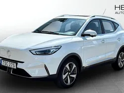 Vit (white) Begagnad 2022 MG ZS Luxury Sedan | 244 900 kr (Superpris)