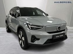 Grå Begagnad 2023 Volvo XC40 Ultimate SUV | 469 500 kr