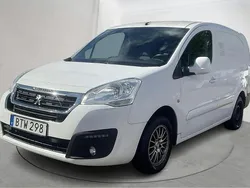 Vit Begagnad 2015 Peugeot Partner Minibuss | 60 000 kr (Marknadspris)