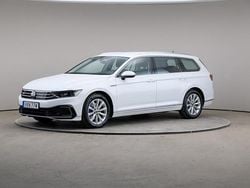 Vit Begagnad 2020 VW Passat Executive Kombi | 229 000 kr (Marknadspris)