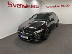 Svart Begagnad 2022 Mercedes A200 Halvkombi | 279 000 kr (Marknadspris)