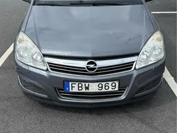 Grå Begagnad 2007 Opel Astra Halvkombi | 27 000 kr (Marknadspris)