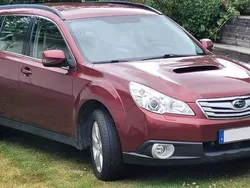 Röd Begagnad 2011 Subaru Outback SUV | 59 000 kr (Bra pris)