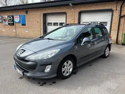 Grå Begagnad 2011 Peugeot 308 Kombi | 59 500 kr (Marknadspris)