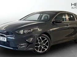 Begagnad 2022 Kia Ceed Halvkombi | 209 900 kr (Bra pris)