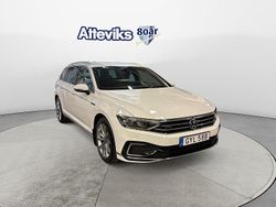 Vit Begagnad 2020 VW Passat GTE Kombi | 254 900 kr (Marknadspris)
