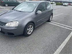 Grå Begagnad 2007 VW Golf V Sportline Halvkombi | 16 000 kr (Bra pris)