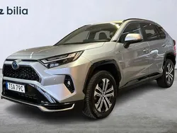 Silver Begagnad 2024 Toyota RAV4 Hybrid Edition SUV | 529 900 kr (Marknadspris)