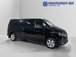 Svart (svart metallic) Ny 2024 VW T6.1 Van | 798 750 kr