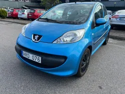 Ljusblå Begagnad 2008 Peugeot 107 Halvkombi | 23 999 kr (Marknadspris)
