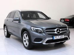 Grå Begagnad 2017 Mercedes GLC220 SUV | 239 900 kr (Marknadspris)