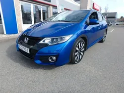 Blå Begagnad 2015 Honda Civic Executive Halvkombi | 128 500 kr (Marknadspris)
