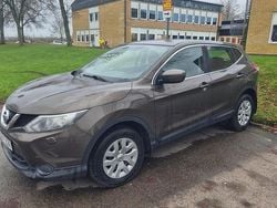 Begagnad 2014 Nissan Qashqai SUV | 86 000 kr (Bra pris)