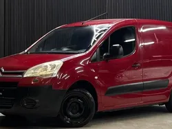 Röd Begagnad 2010 Citroën Berlingo Minibuss | 39 900 kr (Marknadspris)