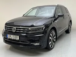 Svart Begagnad 2019 VW Tiguan R-line SUV | 259 800 kr (Lite dyr)