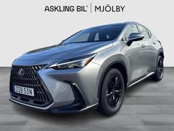 Ljusgrå (grå) Begagnad 2024 Lexus NX350h SUV | 439 000 kr (Dyr)