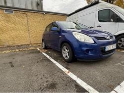 Blå Begagnad 2011 Hyundai i20 Select Halvkombi | 32 000 kr (Marknadspris)