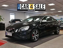Svart Begagnad 2012 Volvo S60 R-Design Sedan | 109 900 kr (Marknadspris)