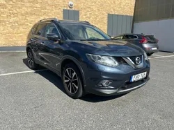 Mörkblå (blå) Begagnad 2017 Nissan X-Trail 360º SUV | 159 900 kr (Bra pris)