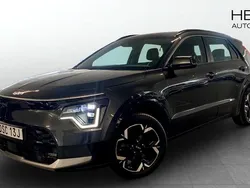 Grå (grey) Begagnad 2022 Kia e-Niro 2 SUV | 309 900 kr (Lite dyr)